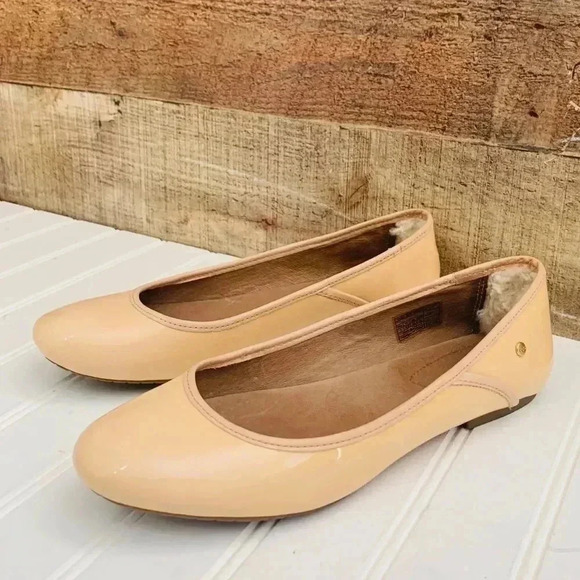 Ugg Patent Leather Flats - Picture 1 of 8